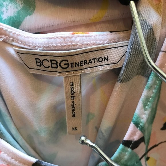 NWOT BCBGeneration Floral Bow Tie Jumpsuit Stretch - Picture 7 of 8